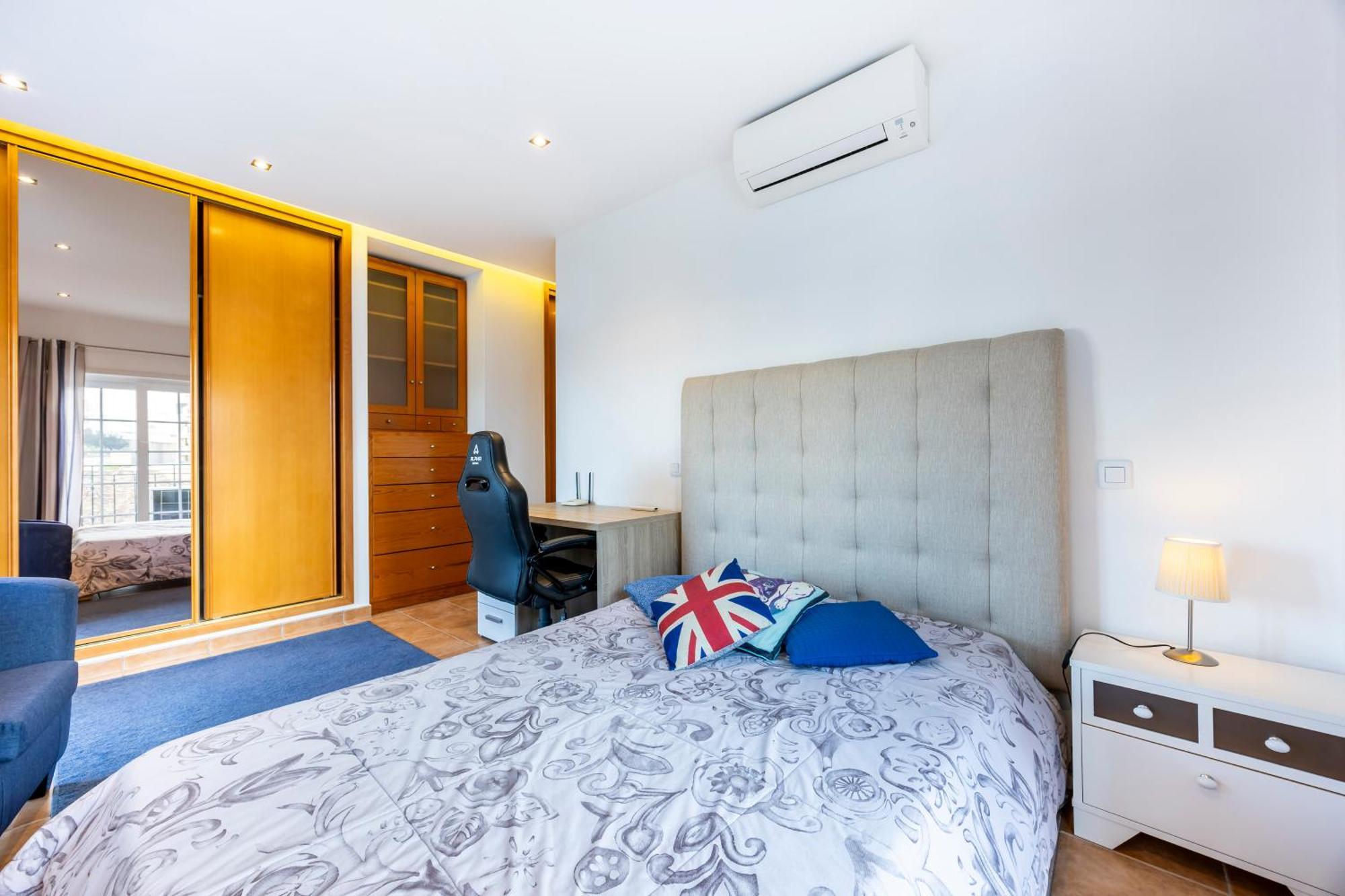 Apartment South East Wind *